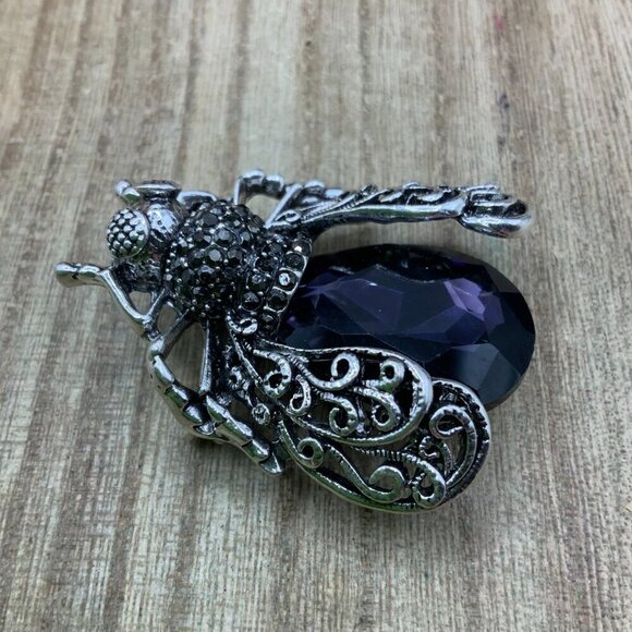 Cicada Beetle Rhinestone Victorian Style Purple Stone Brooch Pendant - Picture 3 of 7